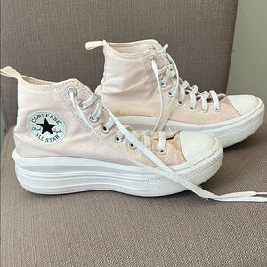 Converse Women's Light Pink Platform Sneakers
